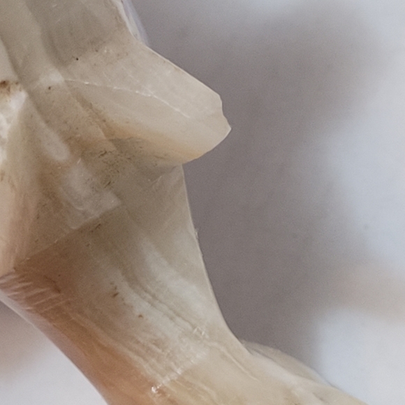 Vintage Onyx Dolphin Sculpture Hand Carved Stone 4" Tall Red-Brown Ivory Pink - Picture 12 of 13